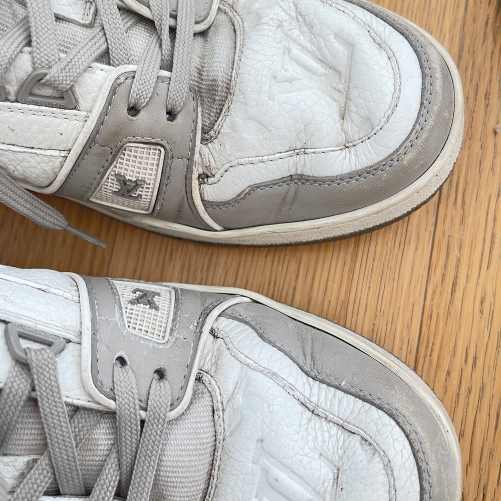 Louis Vuitton White/Grey Leather and Rubber Trainer Low Top Sneakers Si - Picture 11 of 12